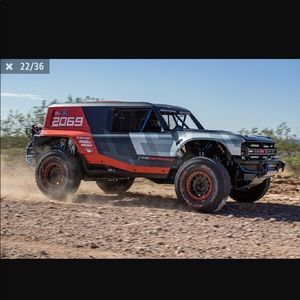 Meet your Posher, Aracelyz